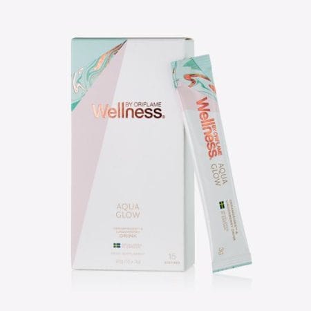 Food Supplement Containing AquaGlow Ceramide and Lingonberry (Red Bearberry) Extract - 32557